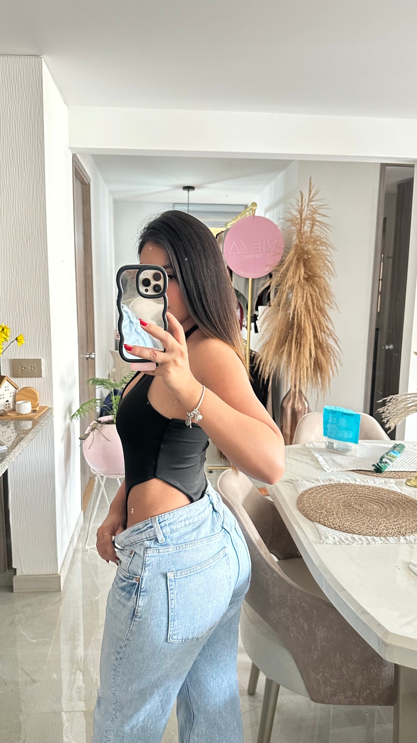 Body costillero