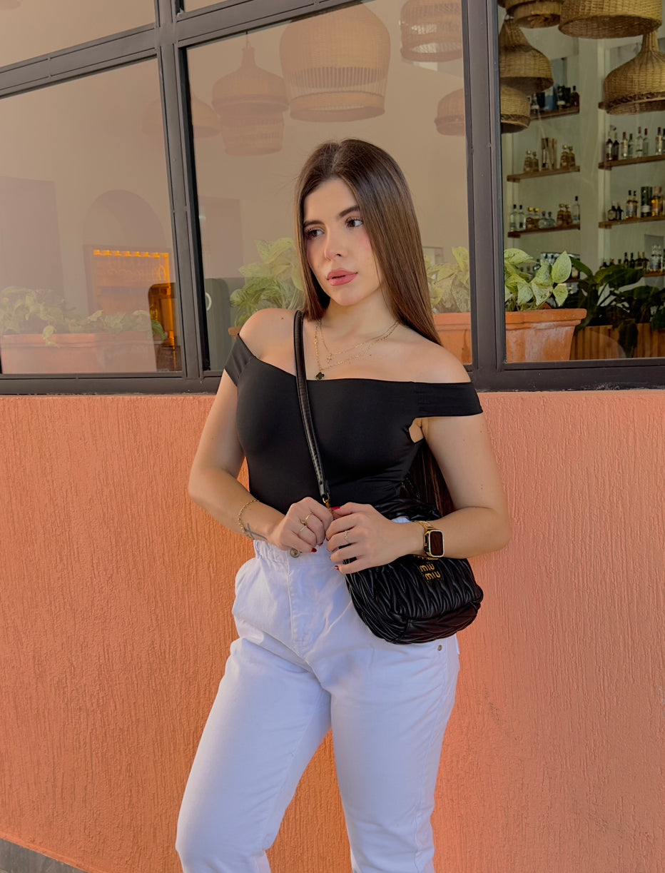 Body cuello bandeja
