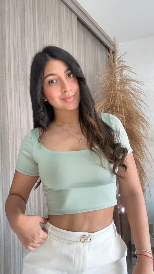 Crop top cuello cuadrado